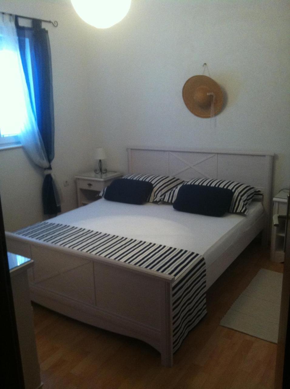 Antunovic Apartment