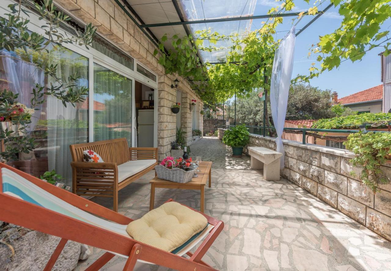Antunovic Apartment