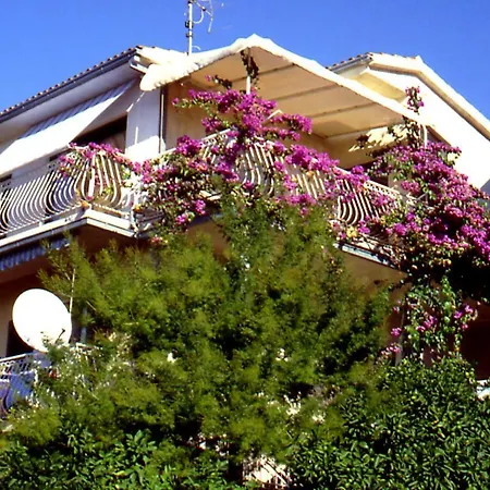 Apartmani Antunovic Podgora Exterior photo
