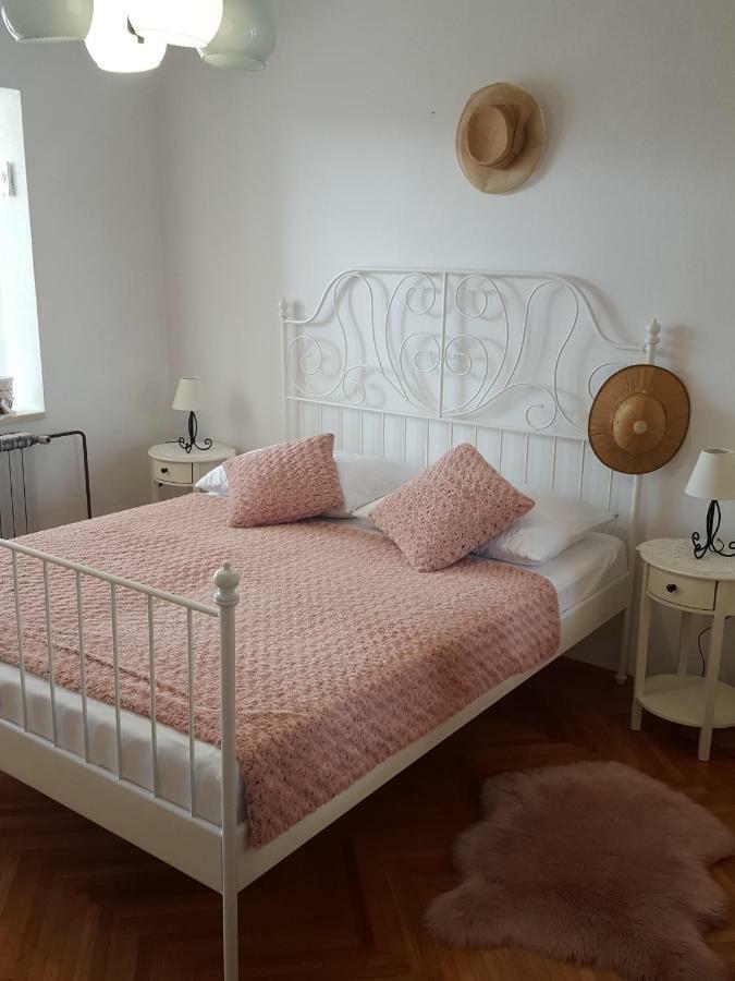 Antunovic Apartament Podgora